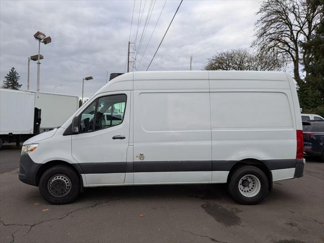 2019 Freightliner Sprinter Standard Roof V6