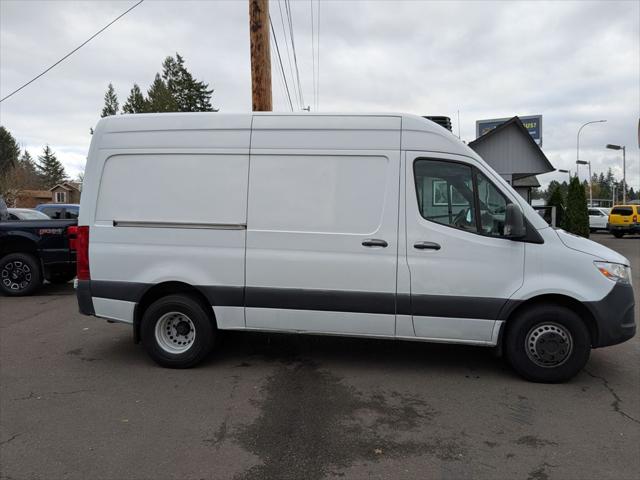 2019 Freightliner Sprinter Standard Roof V6