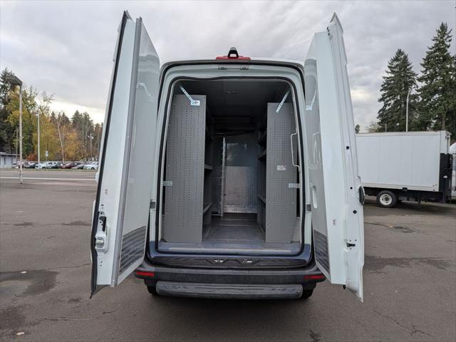 2019 Freightliner Sprinter Standard Roof V6