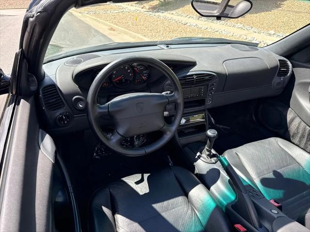 1999 Porsche Boxster Base
