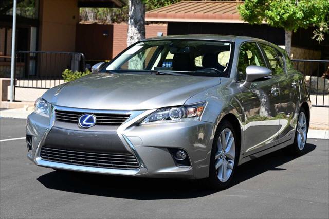 2017 Lexus CT 200h Base 4dr Hatchback