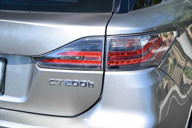 2017 Lexus CT 200h Base 4dr Hatchback