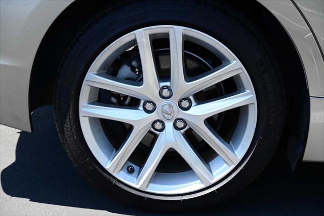 2017 Lexus CT 200h Base 4dr Hatchback
