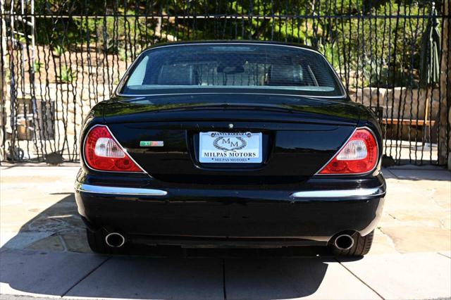 2004 Jaguar XJ XJR
