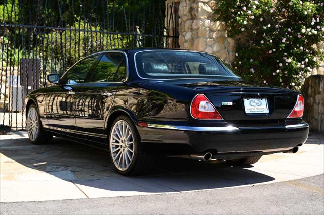 2004 Jaguar XJ XJR