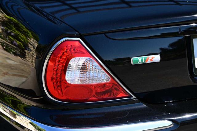 2004 Jaguar XJ XJR