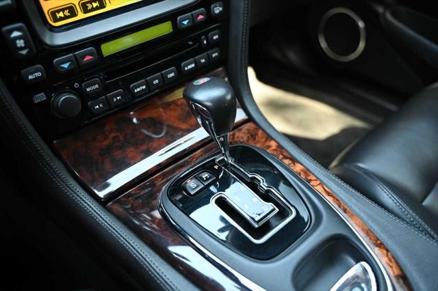 2004 Jaguar XJ XJR