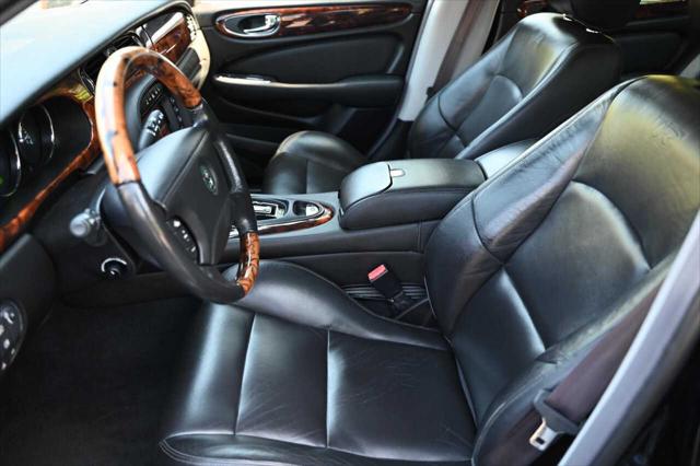 2004 Jaguar XJ XJR