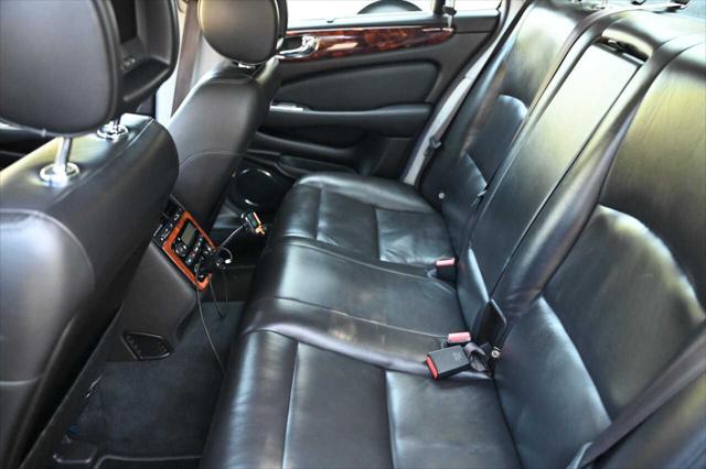 2004 Jaguar XJ XJR