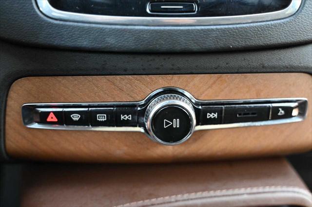 2019 Volvo XC90 Hybrid T8 Inscription