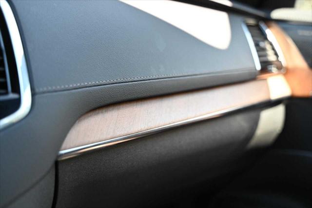 2019 Volvo XC90 Hybrid T8 Inscription