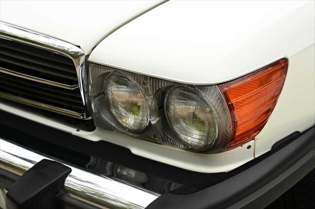 1985 Mercedes-Benz CLA 380 SL 2dr Convertible