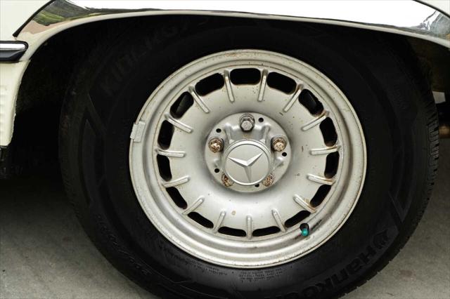1985 Mercedes-Benz CLA 380 SL 2dr Convertible
