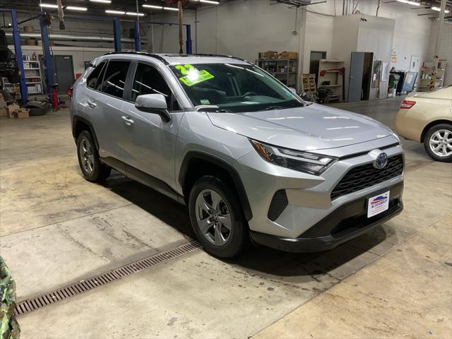 2022 Toyota RAV4 Hybrid XLE