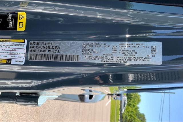 New 2025 Jeep Gladiator For Sale in Millington, TN