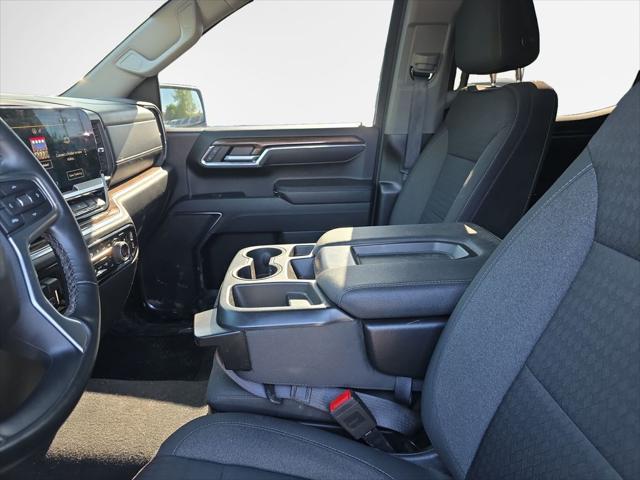 2023 Chevrolet Silverado 1500 4WD Crew Cab Standard Bed LT