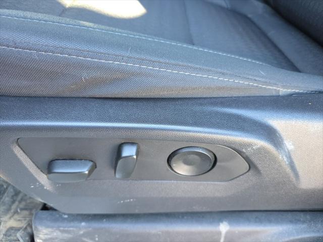 2023 Chevrolet Silverado 1500 4WD Crew Cab Standard Bed LT