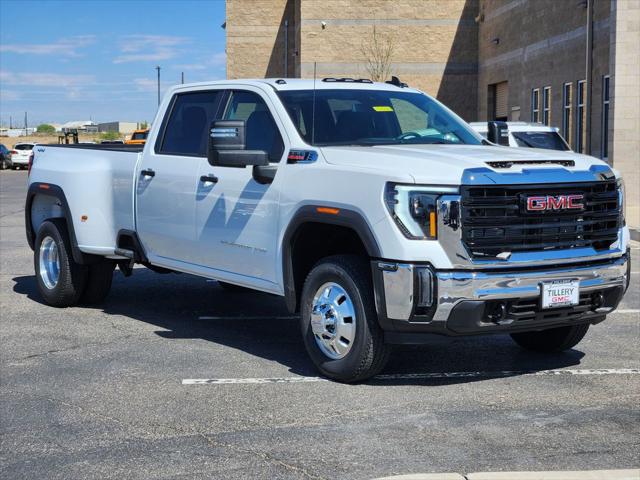2025 GMC Sierra 3500HD 4WD Crew Cab Long Bed Pro