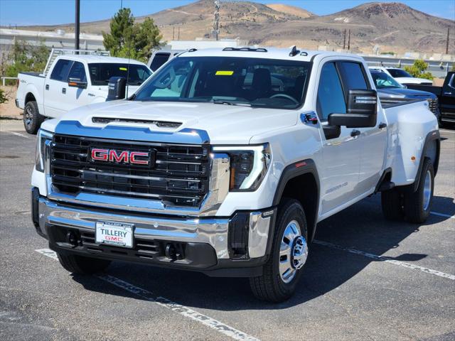 2025 GMC Sierra 3500HD 4WD Crew Cab Long Bed Pro