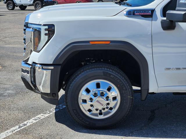 2025 GMC Sierra 3500HD 4WD Crew Cab Long Bed Pro