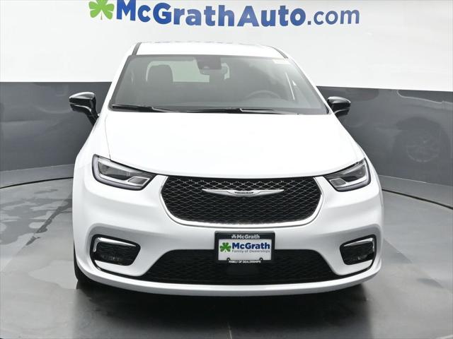 2025 Chrysler Pacifica PACIFICA SELECT