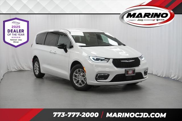 2025 Chrysler Pacifica PACIFICA SELECT