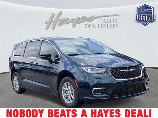 2025 Chrysler Pacifica PACIFICA SELECT