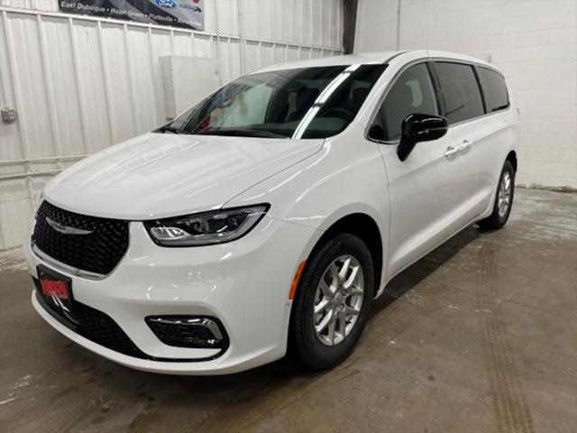2025 Chrysler Pacifica PACIFICA SELECT