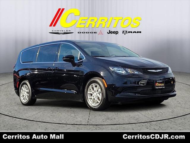 2025 Chrysler Voyager VOYAGER LX