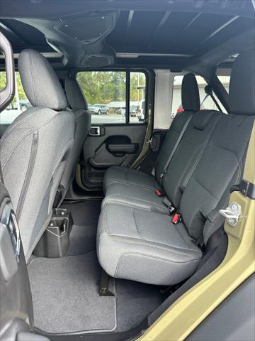 2025 Jeep Wrangler 4-Door Summit 4x4