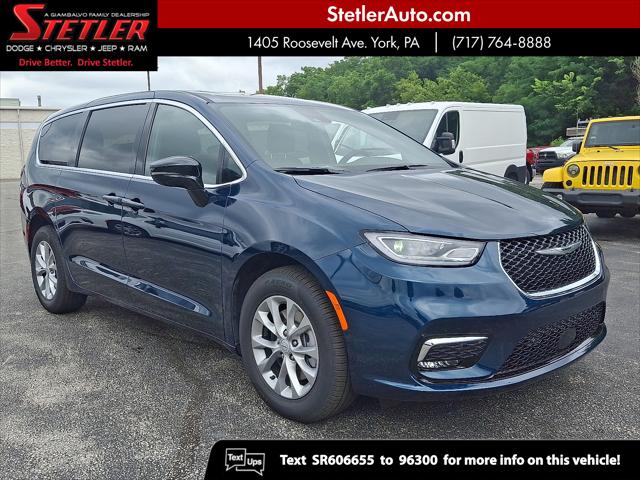 2025 Chrysler Pacifica PACIFICA SELECT AWD