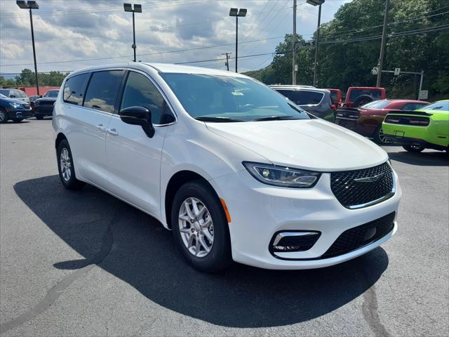 2025 Chrysler Pacifica PACIFICA SELECT