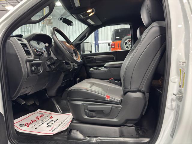 2024 RAM 5500 Chassis Tradesman/SLT