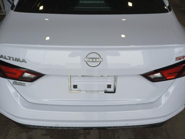 2025 Nissan Altima SR FWD