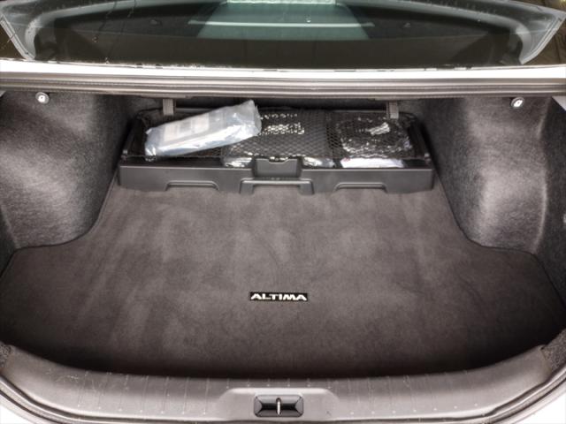 2025 Nissan Altima SR FWD