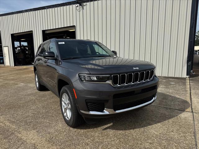 2025 Jeep Grand Cherokee L Laredo X 4x2