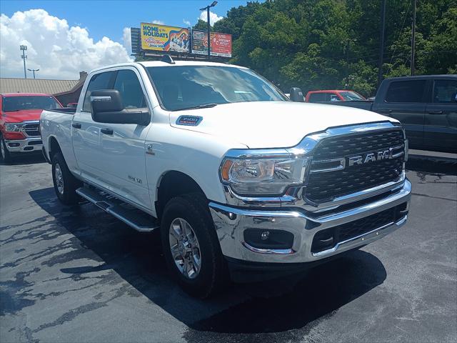 2023 RAM 3500 Big Horn Crew Cab 4x4 64 Box