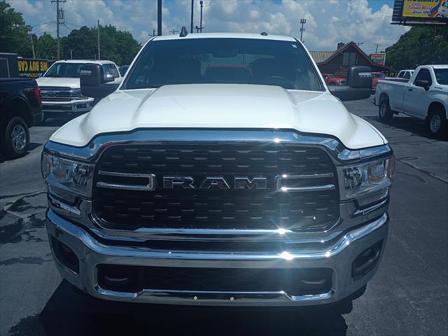2023 RAM 3500 Big Horn Crew Cab 4x4 64 Box