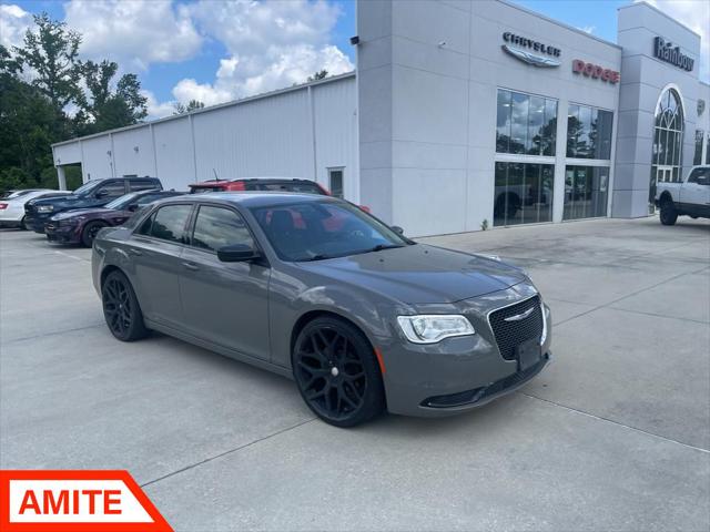 2019 Chrysler 300 Touring