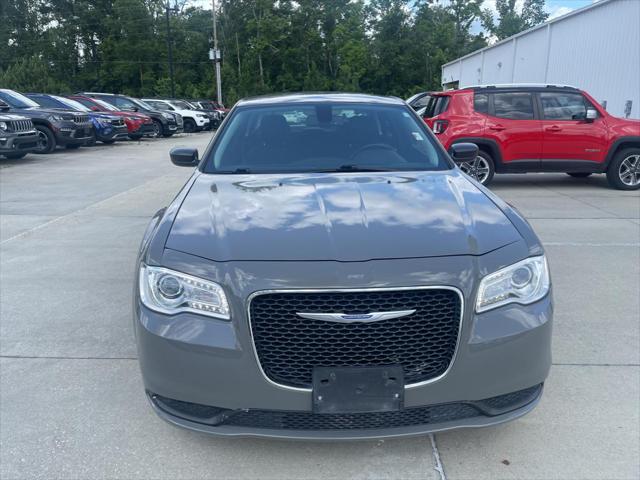 2019 Chrysler 300 Touring
