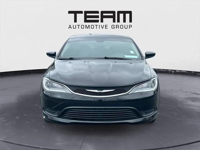 2017 Chrysler 200 Touring