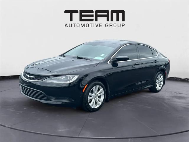 2017 Chrysler 200 Touring