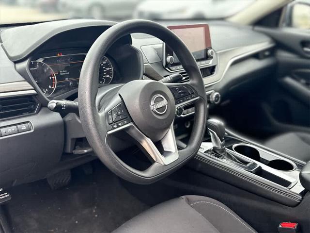 2023 Nissan Altima SV FWD