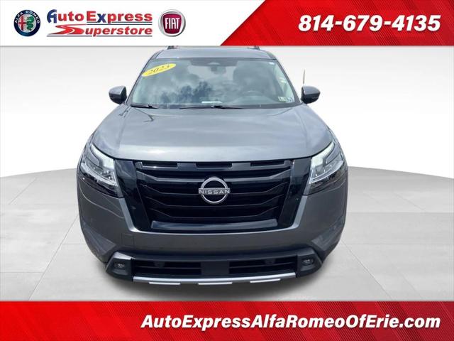 2023 Nissan Pathfinder SL 4WD