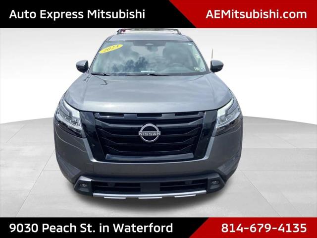 2023 Nissan Pathfinder SL 4WD