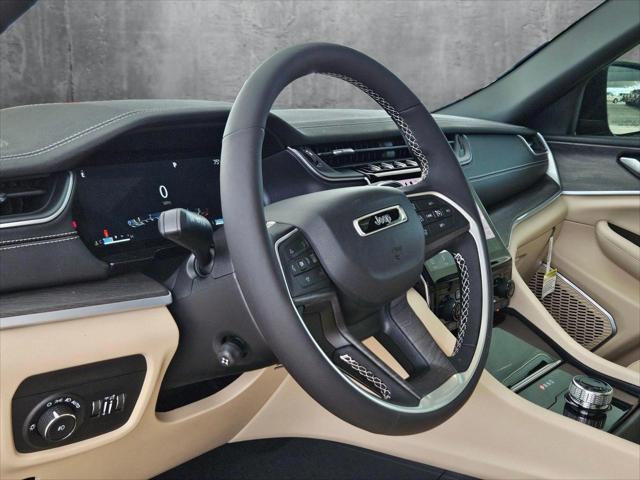 2025 Jeep Grand Cherokee GRAND CHEROKEE L LIMITED 4X2