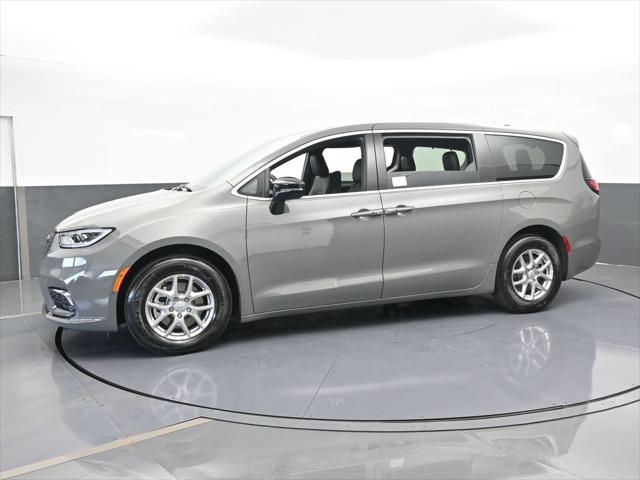 2025 Chrysler Pacifica PACIFICA SELECT