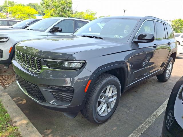 2025 Jeep Grand Cherokee GRAND CHEROKEE LAREDO X 4X4