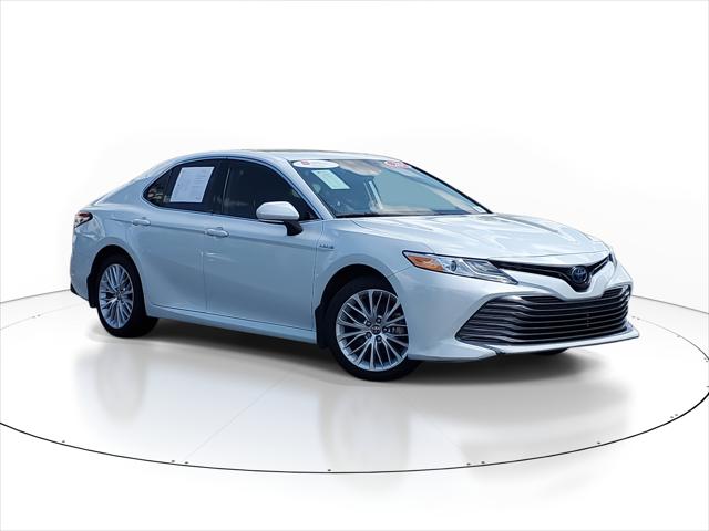 2020 Toyota Camry XLE Hybrid