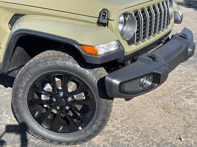 2025 Jeep Gladiator GLADIATOR NIGHTHAWK 4X4 2025 Jeep Gladiator GLADIATOR NIGHTHAWK 4X4
